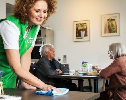 Schoonmakers onmisbaar voor een veilig en gezond land