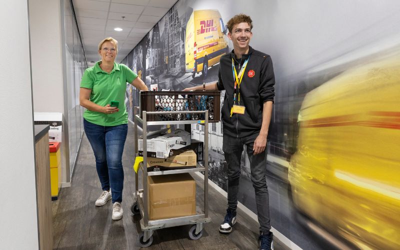 Diane van Dijk DHL