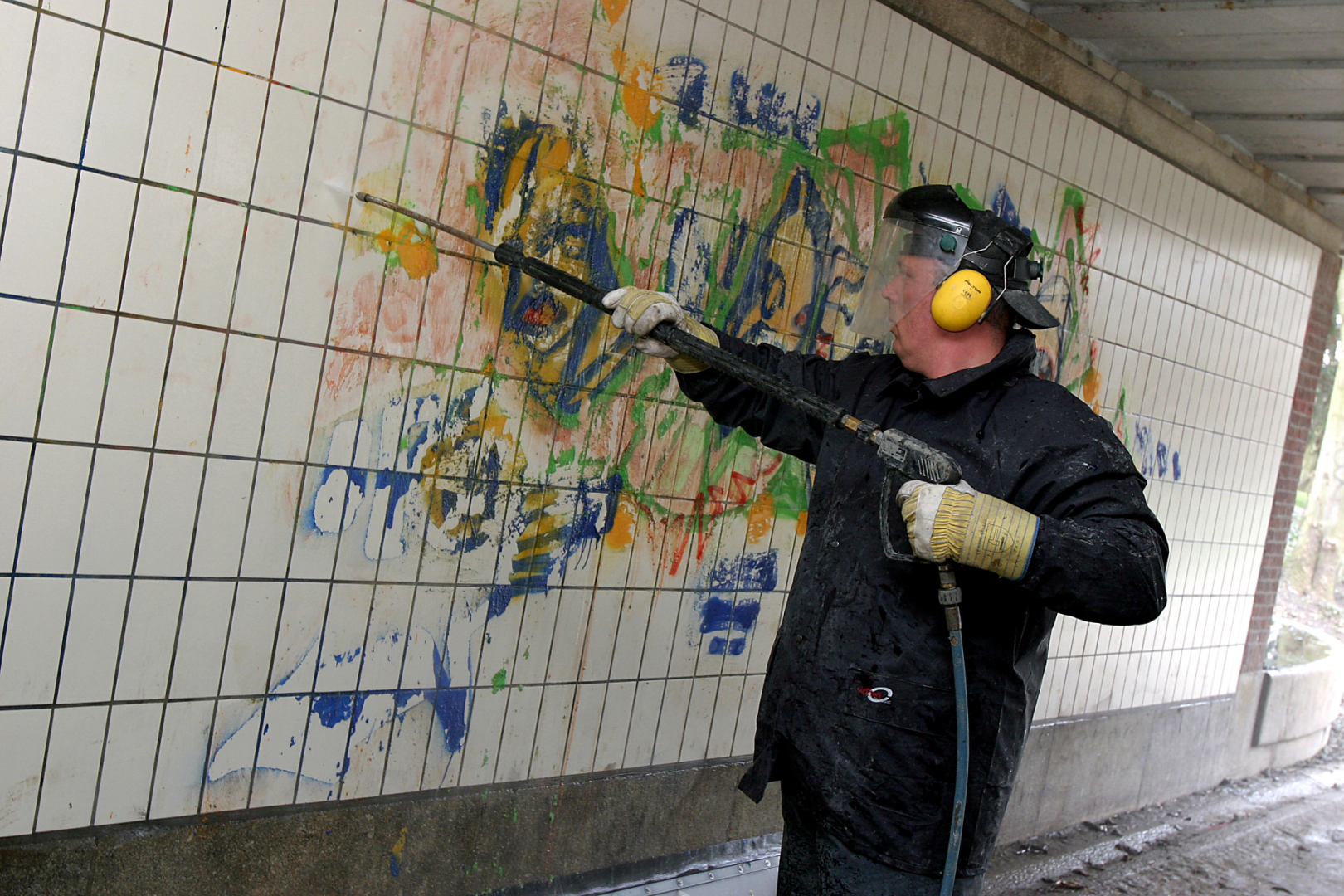 Foto CSU RV Gevelreiniging Schoonmaakmedewerker Graffiti Landscape