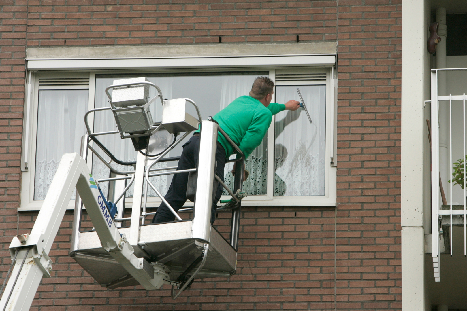 050608,Eindhoven:Bakermans Schoonmaakbedrijf.Foto:Marcel van Hoorn.
